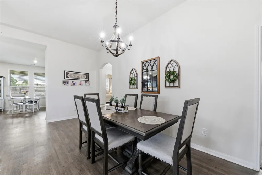 213 White Wing Lane Sealy, TX 77474