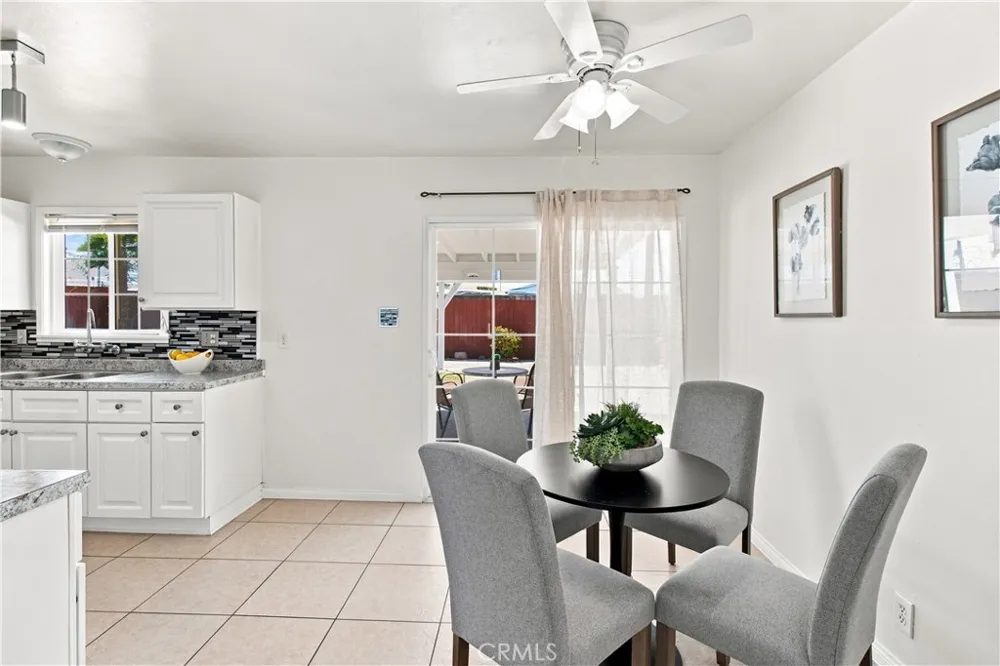 2584 Fernley Dr Duarte, CA 91010