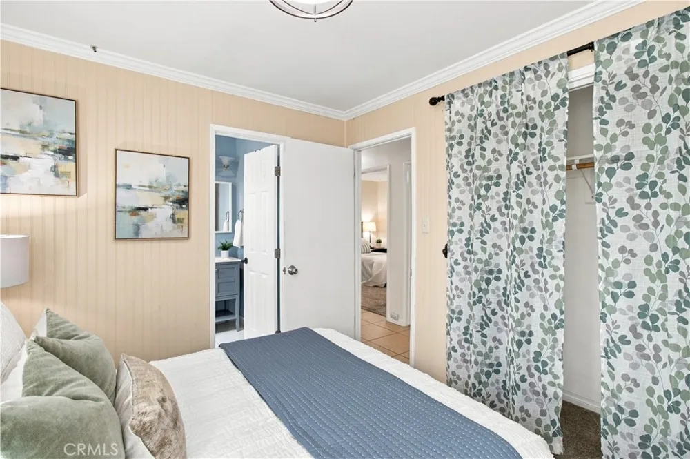 2584 Fernley Dr Duarte, CA 91010