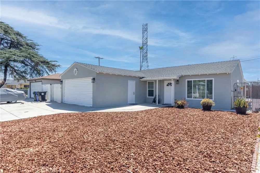 2584 Fernley Dr Duarte, CA 91010