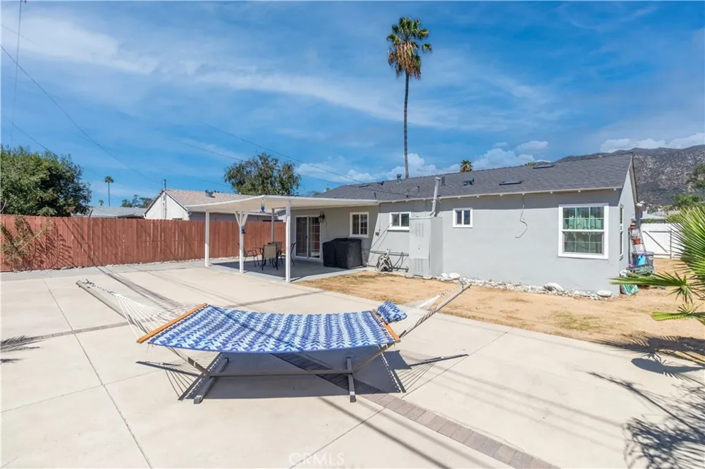 2584 Fernley Dr Duarte, CA 91010