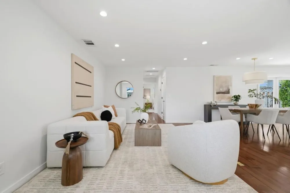 2133 Santa Cruz Avenue Santa Clara, CA 95051