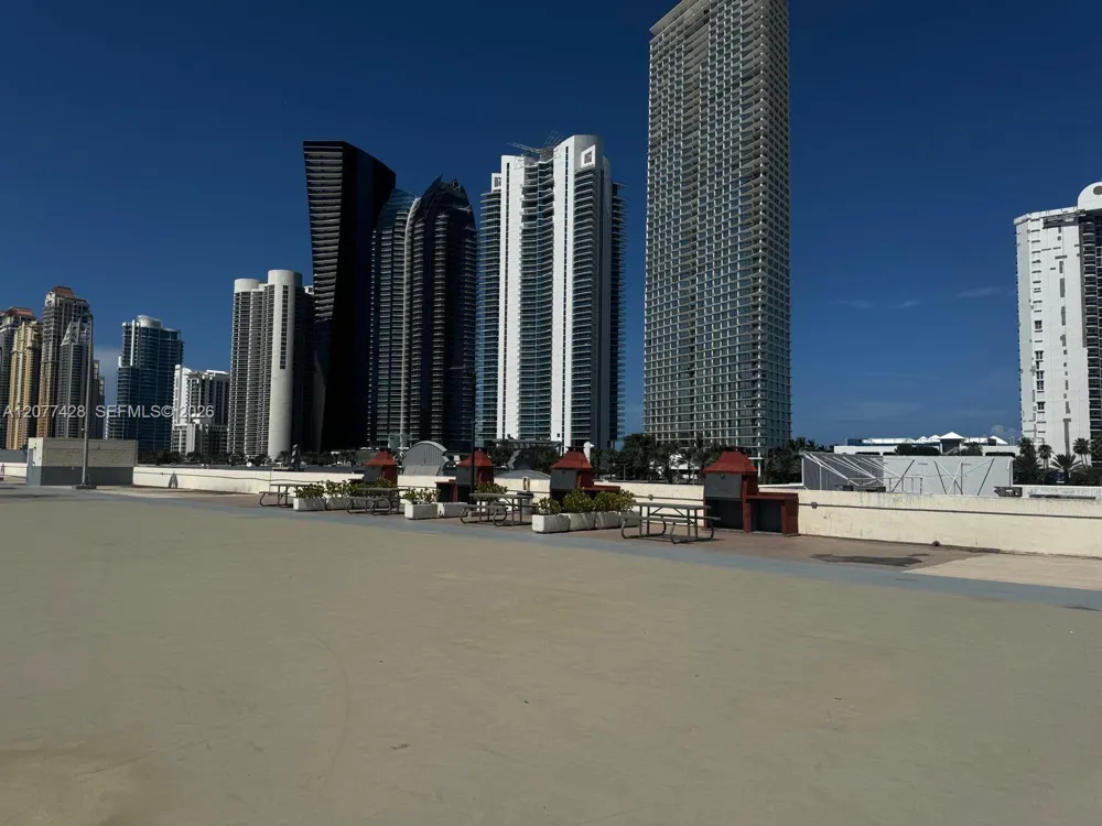 16919 Bay Rd #108 Sunny Isles Beach, FL 33160