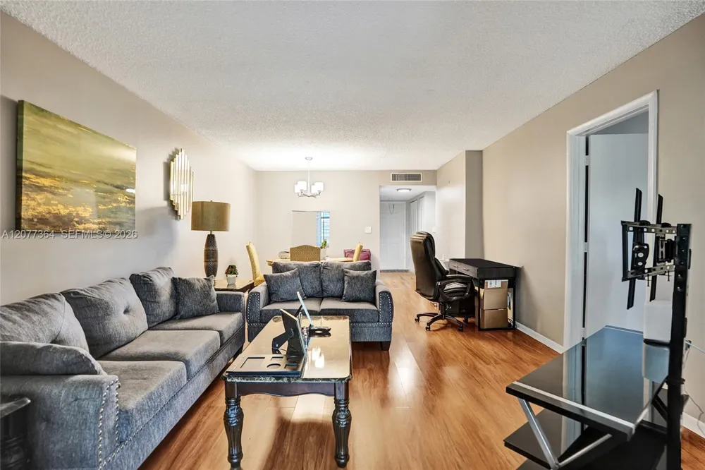 5961 NW 61st Ave #310 Tamarac, FL 33319