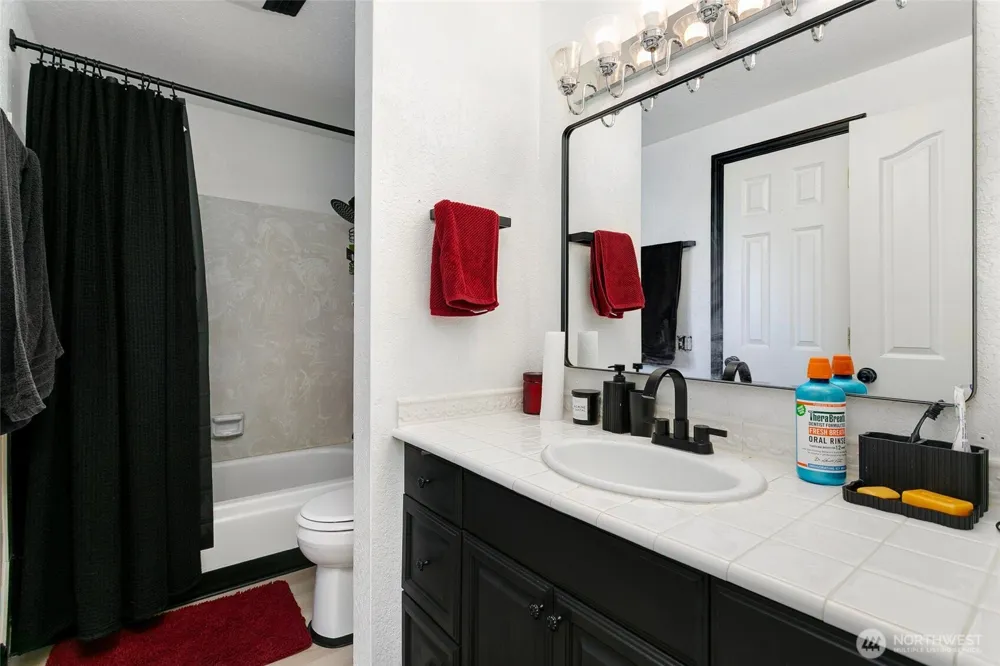 19205 40th Avenue W #B5 Lynnwood, WA 98036