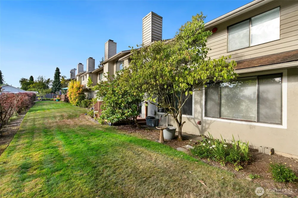 19205 40th Avenue W #B5 Lynnwood, WA 98036