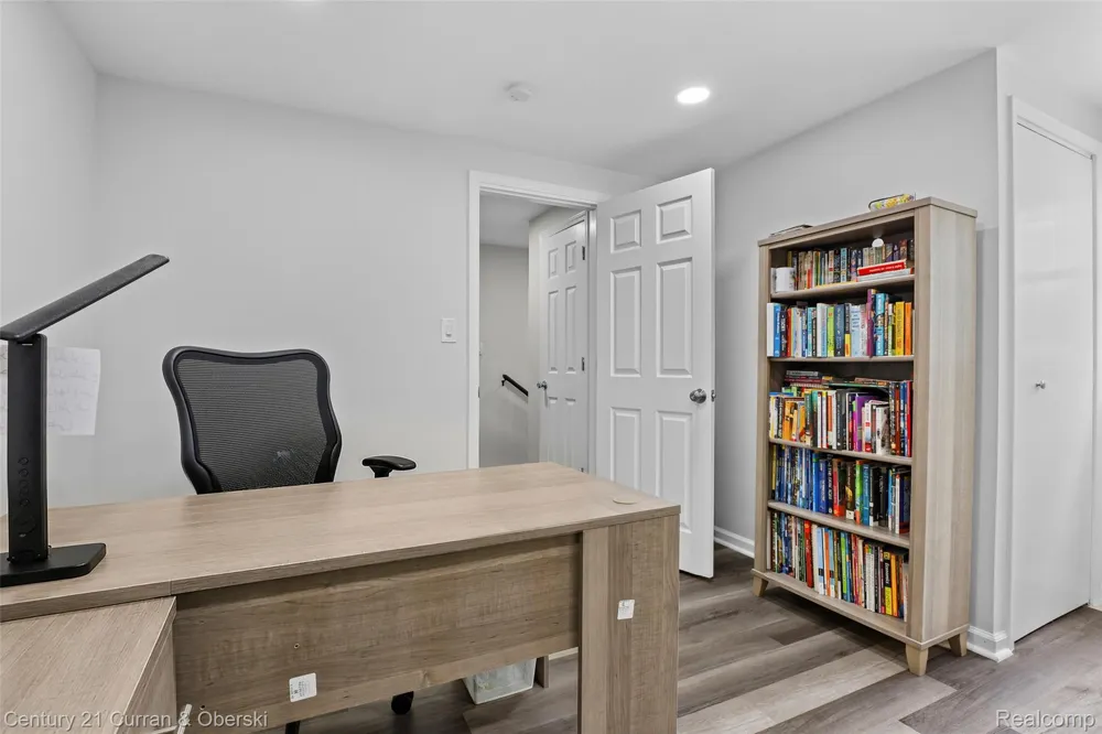 18285 Outer Drive Dearborn City, MI 48128