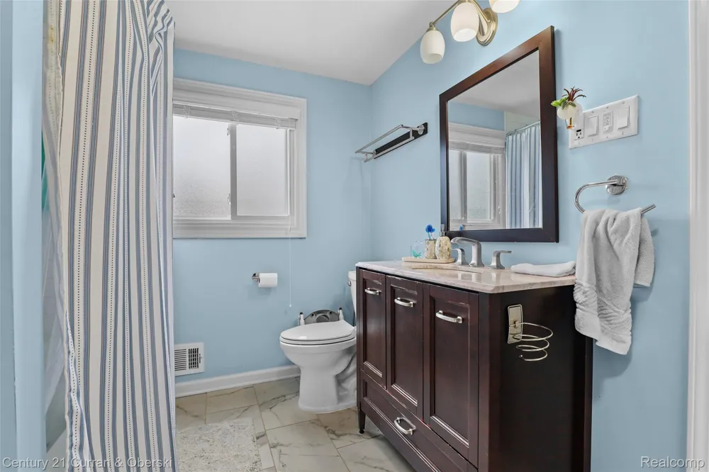 18285 Outer Drive Dearborn City, MI 48128
