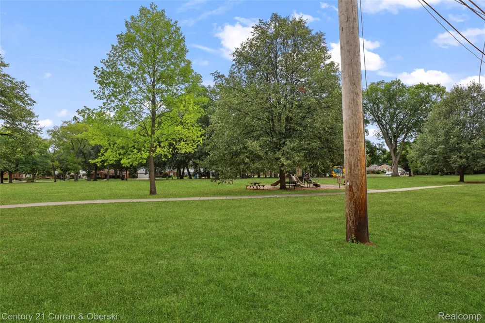 18285 Outer Drive Dearborn City, MI 48128