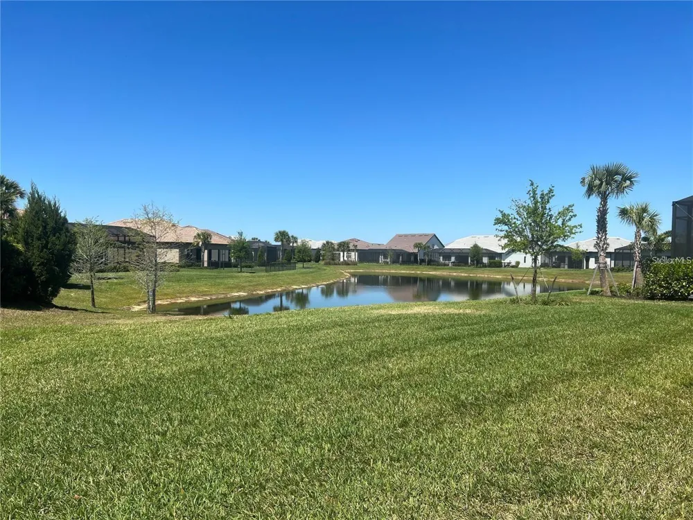 817 SEASCAPE PLACE Sarasota, FL 34240