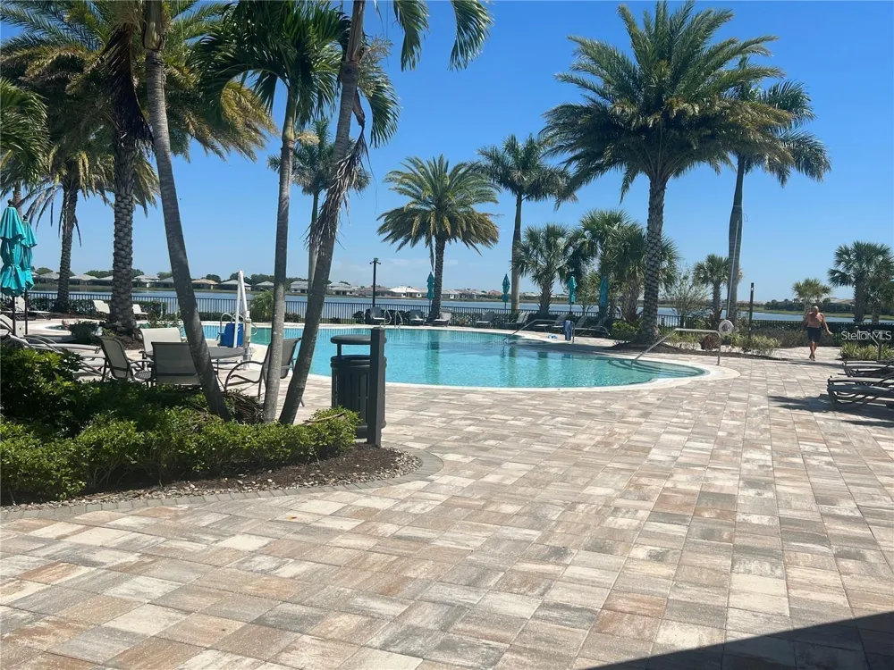 817 SEASCAPE PLACE Sarasota, FL 34240