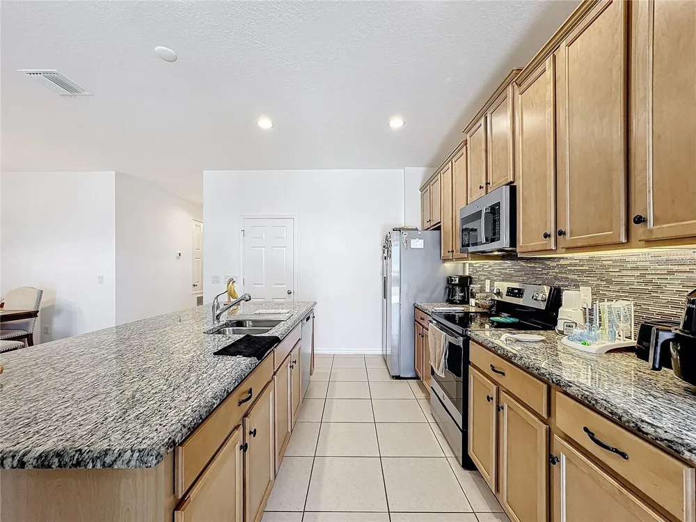 Address Not Shown Davenport, FL 33837