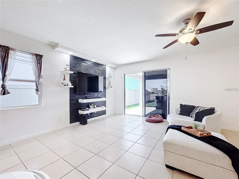 Address Not Shown Davenport, FL 33837