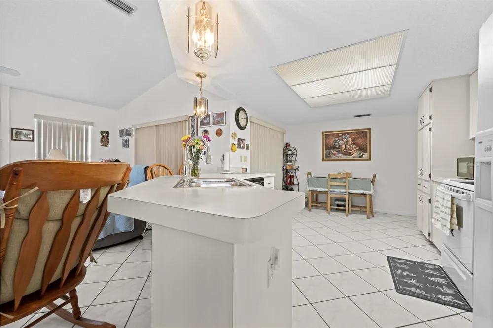 4082 DRISTOL AVENUE Spring Hill, FL 34609