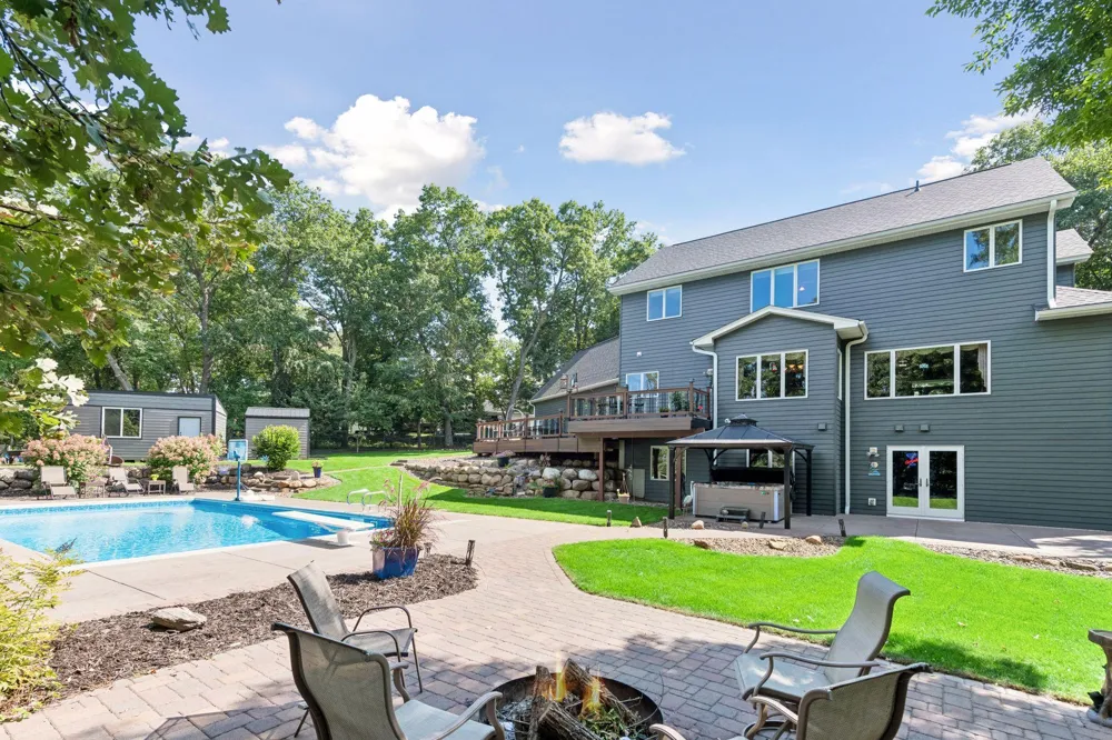 12495 225th Court NW Elk River, MN 55330