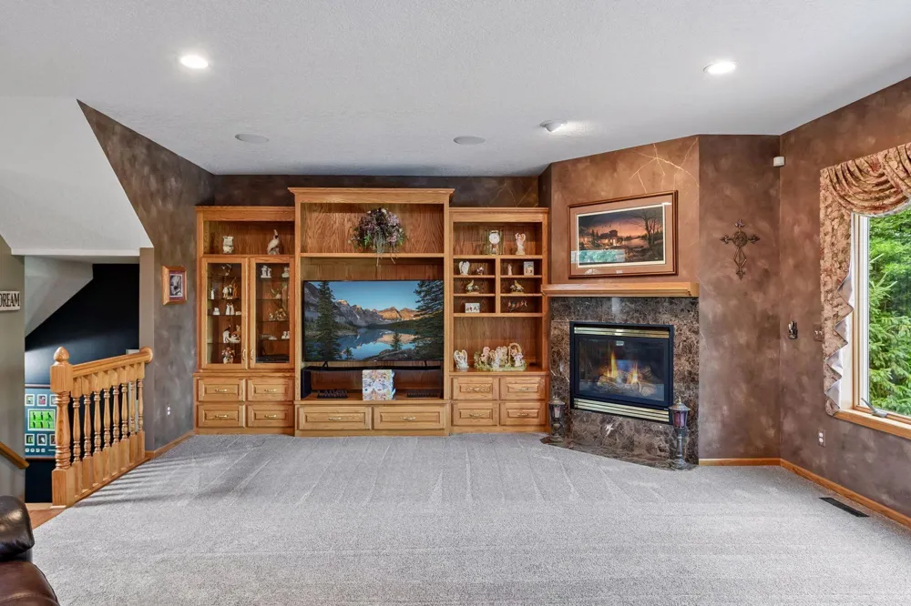12495 225th Court NW Elk River, MN 55330