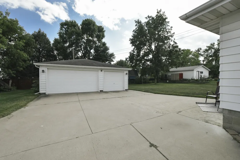567 W 5th Street Zumbrota, MN 55992