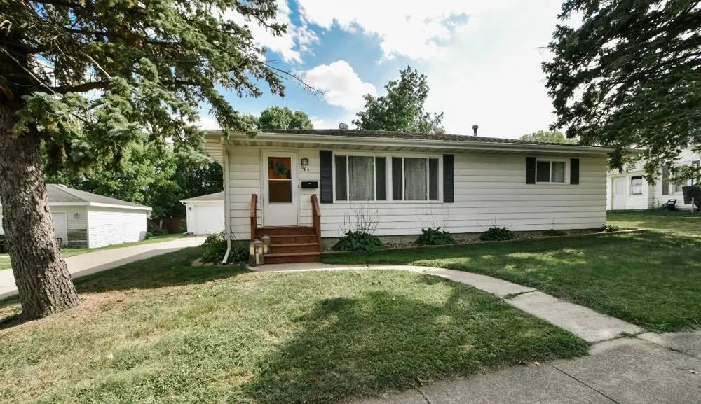 567 W 5th Street Zumbrota, MN 55992