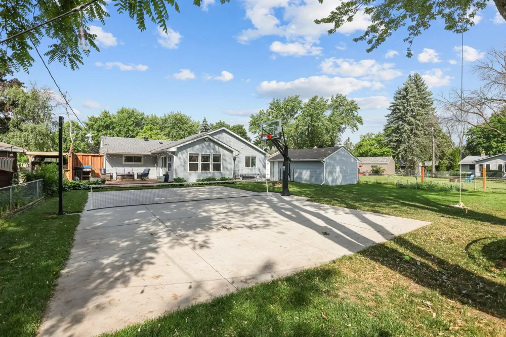 3680 Fairlane Street White Bear Lake, MN 55110