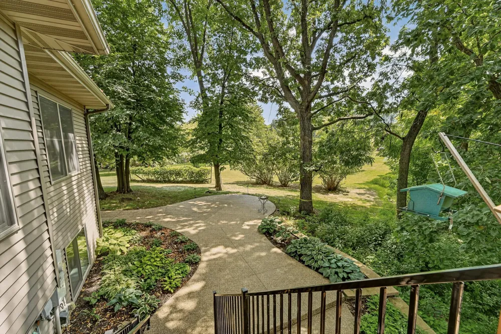2130 Arlen Court SW Rochester, MN 55902