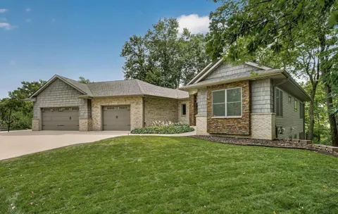 2130 Arlen Court SW