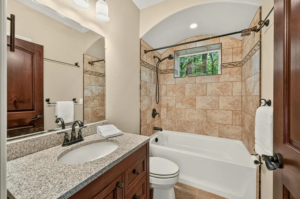2130 Arlen Court SW Rochester, MN 55902