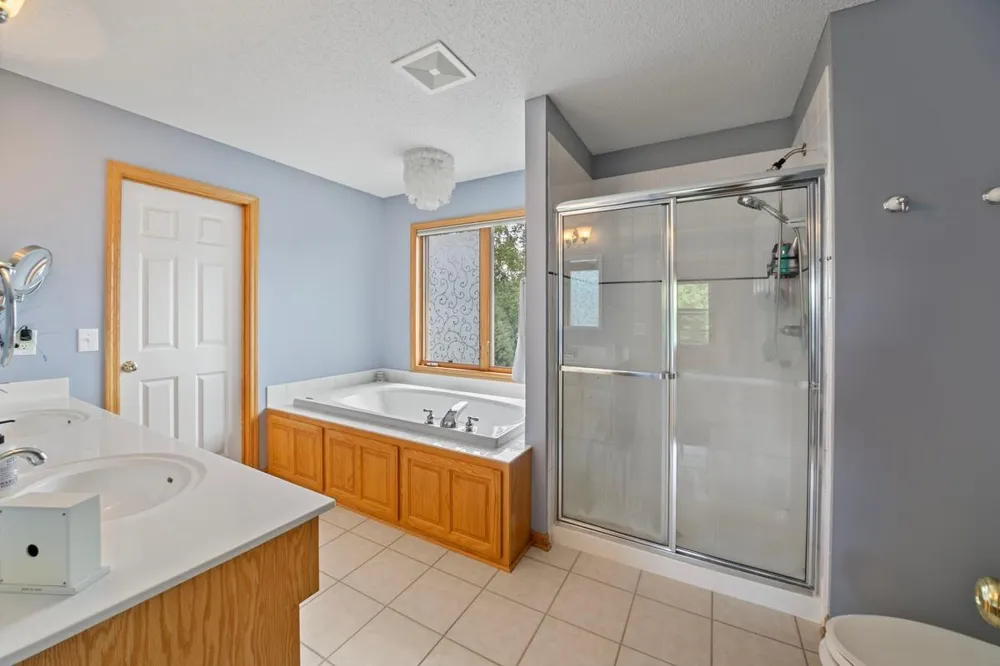 13200 Crolly Path Rosemount, MN 55068