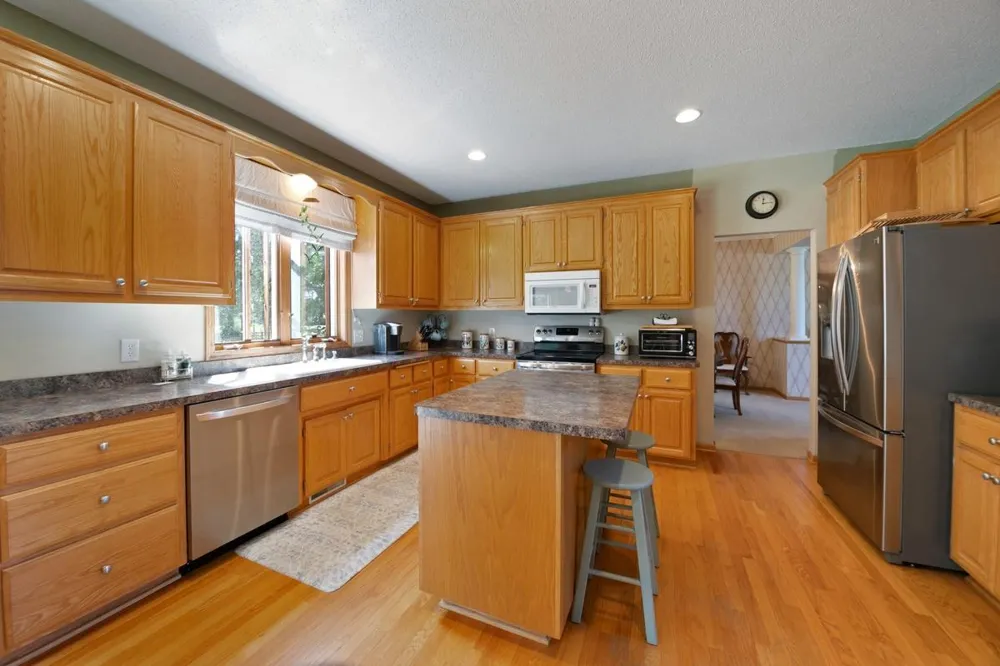 13200 Crolly Path Rosemount, MN 55068