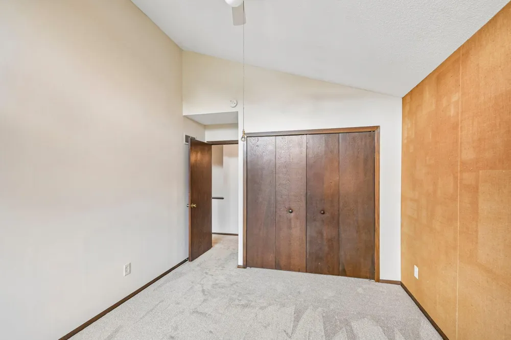 1748 Mcknight Road #24 Maplewood, MN 55109