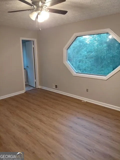 257 Castleair DR NE Kennesaw, GA 30144