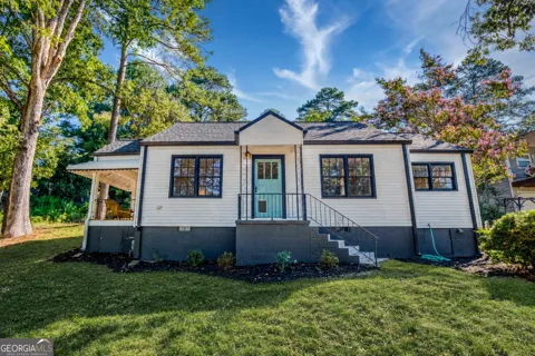 2483 Lakeshore