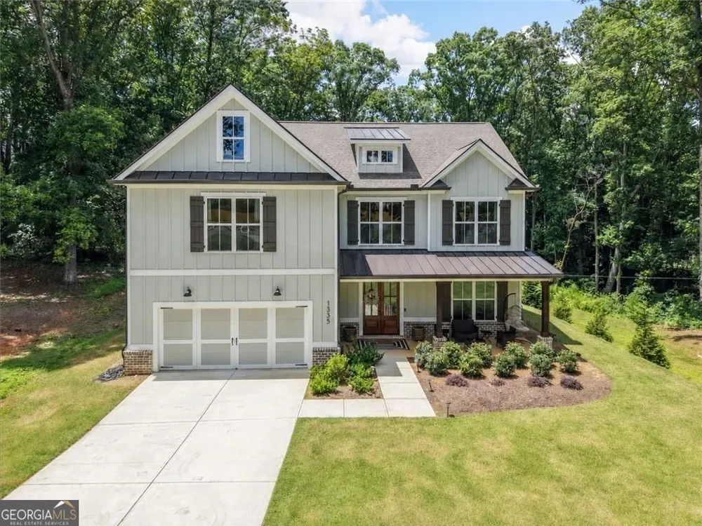 1335 County Line RD NW Acworth, GA 30101