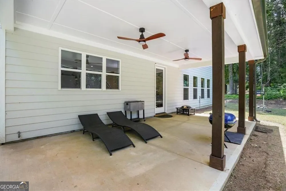 1335 County Line RD NW Acworth, GA 30101