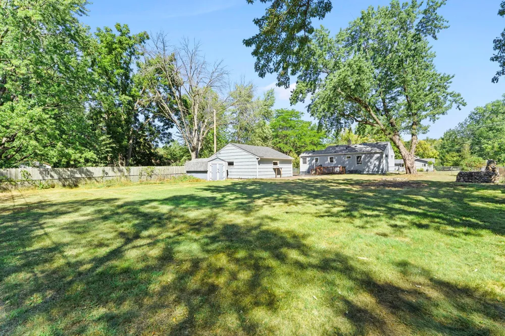 5911 Hodgson Road Shoreview, MN 55126