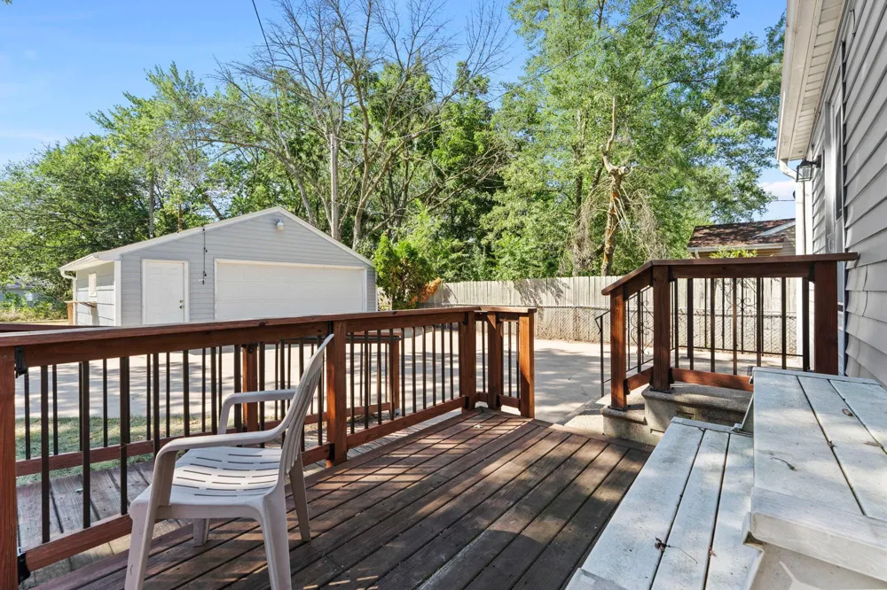 5911 Hodgson Road Shoreview, MN 55126