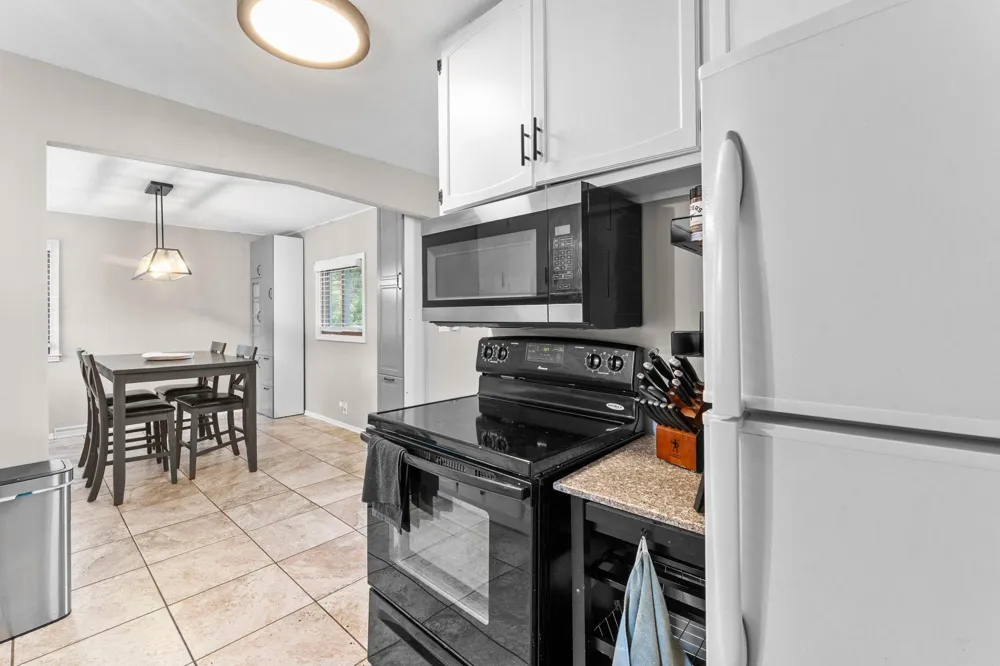 5911 Hodgson Road Shoreview, MN 55126