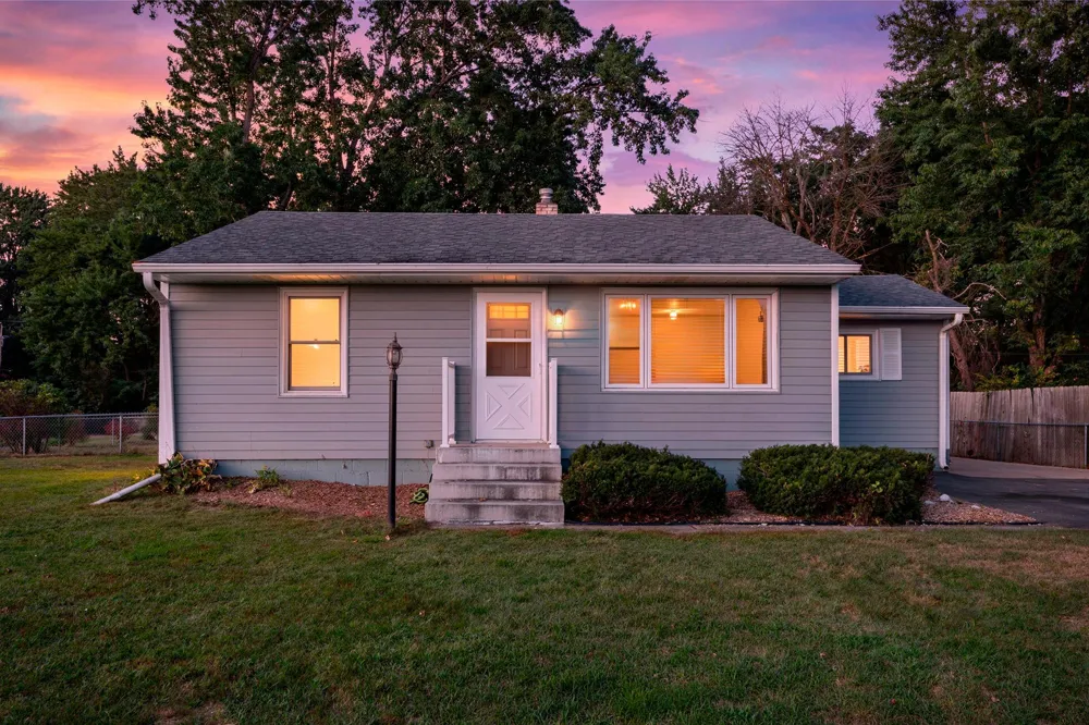 5911 Hodgson Road Shoreview, MN 55126