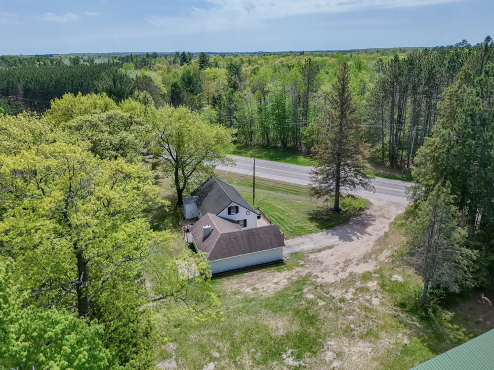 21020 River Road Grand Rapids, MN 55744