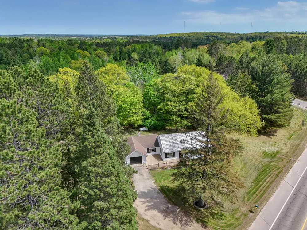 21020 River Road Grand Rapids, MN 55744
