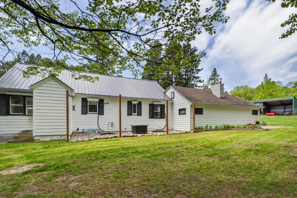 21020 River Road Grand Rapids, MN 55744