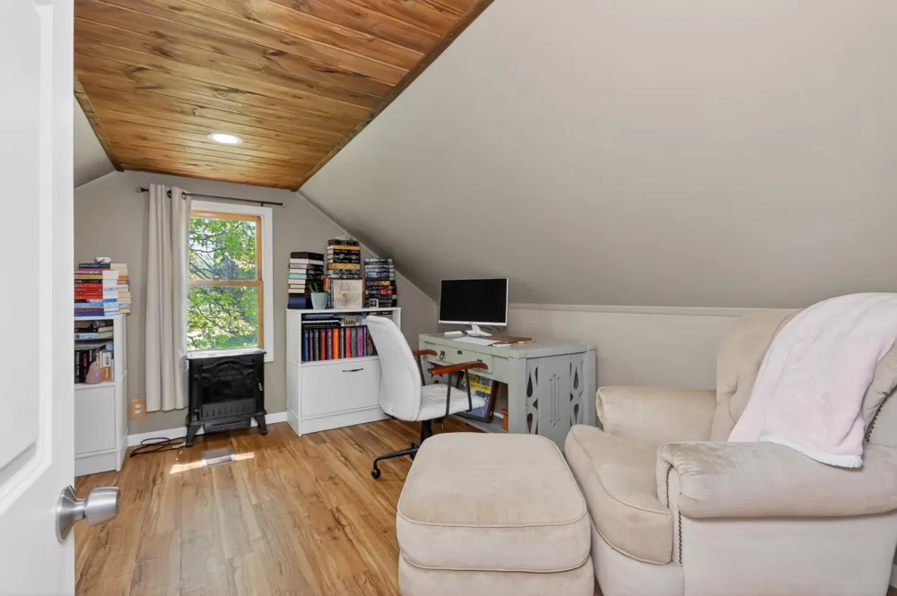 21020 River Road Grand Rapids, MN 55744