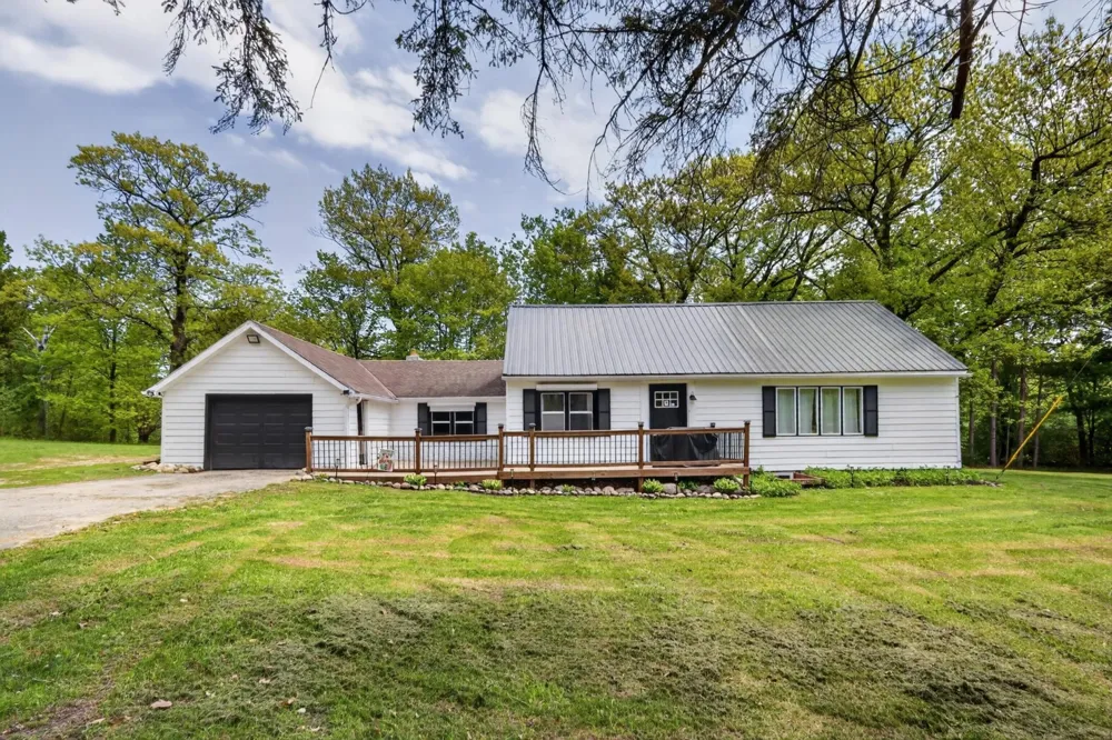21020 River Road Grand Rapids, MN 55744