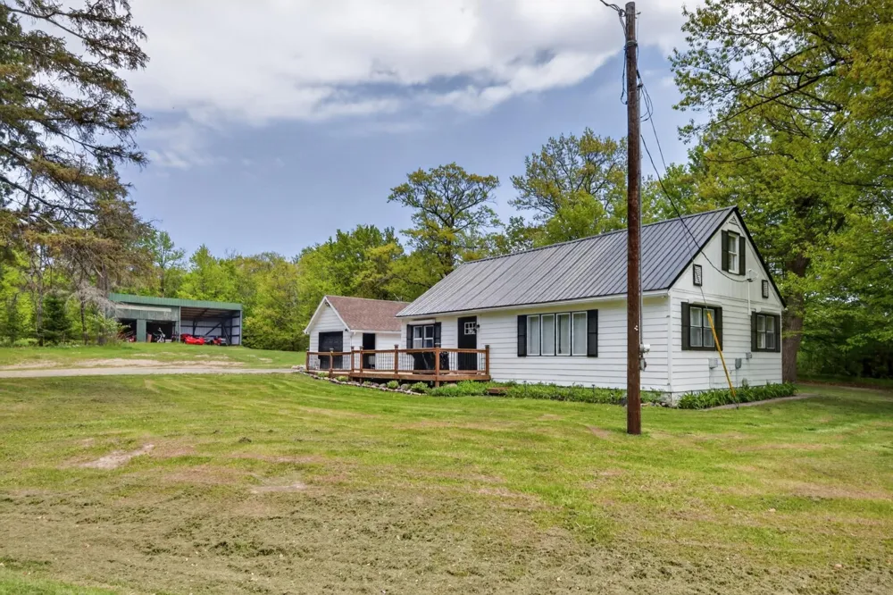 21020 River Road Grand Rapids, MN 55744