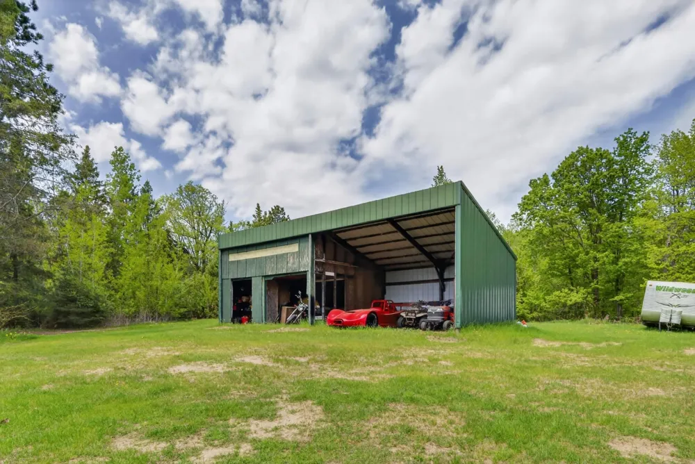 21020 River Road Grand Rapids, MN 55744