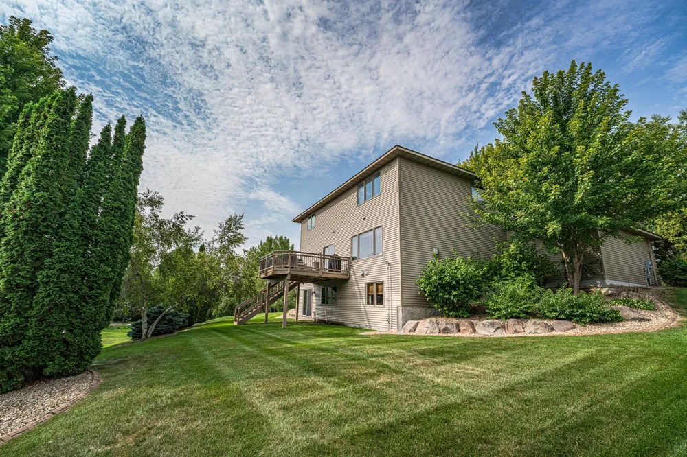 15353 Eagles Ridge NW Prior Lake, MN 55372