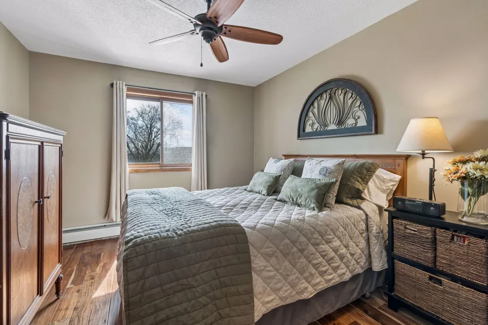 3155 Old Highway 8 #306 Roseville, MN 55418