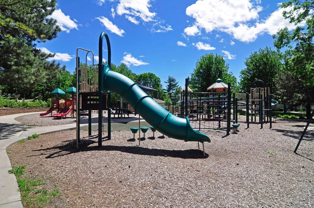 3155 Old Highway 8 #306 Roseville, MN 55418