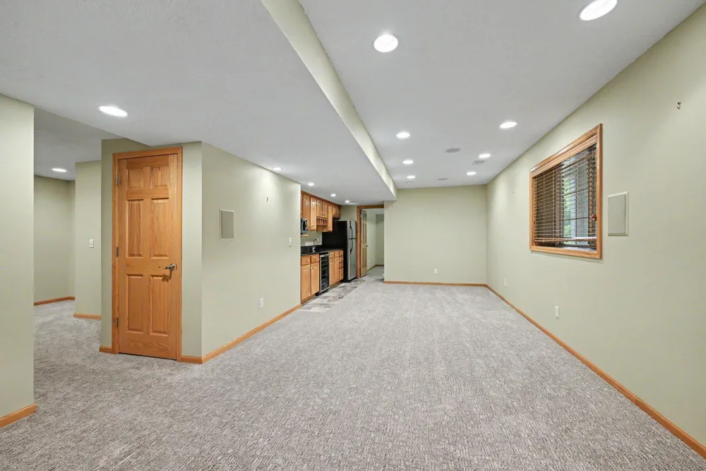 6034 Summit Curve S Cottage Grove, MN 55016
