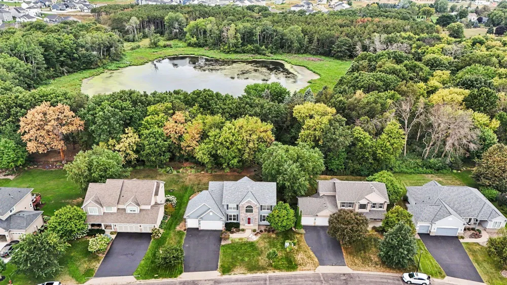 6034 Summit Curve S Cottage Grove, MN 55016