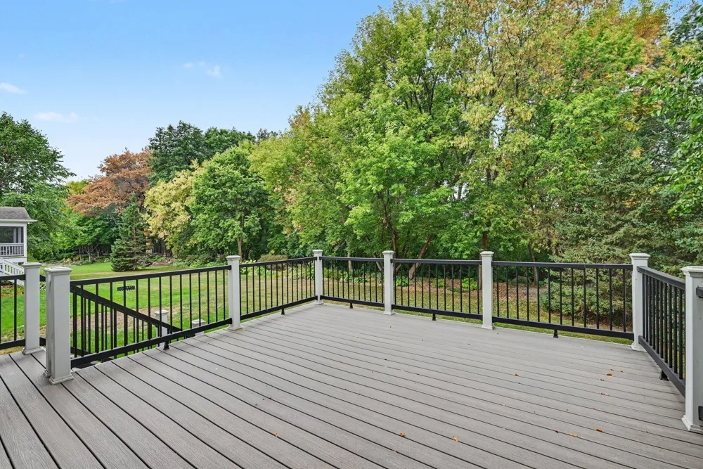 6034 Summit Curve S Cottage Grove, MN 55016
